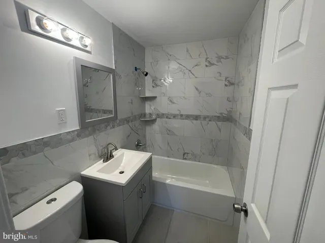 $1,700 | 1193 Bristol Pike, Unit 1F, Bensalem, PA 19020