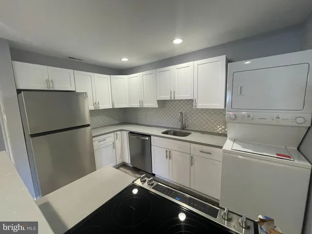 $1,700 | 1193 Bristol Pike, Unit 1F, Bensalem, PA 19020