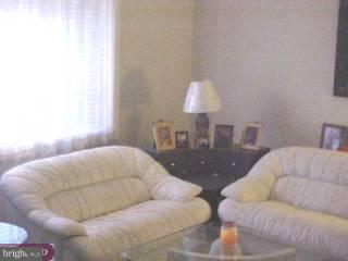 12402 Rambler Road Philadelphia, PA 19154 - Photo 3 of 6
