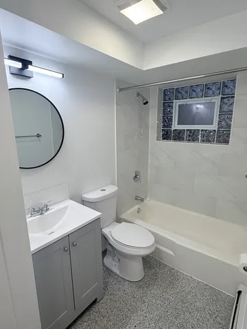 $1,300 | 6003 West 35th Street, Unit 3, Cicero, IL 60804