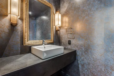 $24,000 | 210 Lavaca Street, Unit 3305, Austin, TX 78701