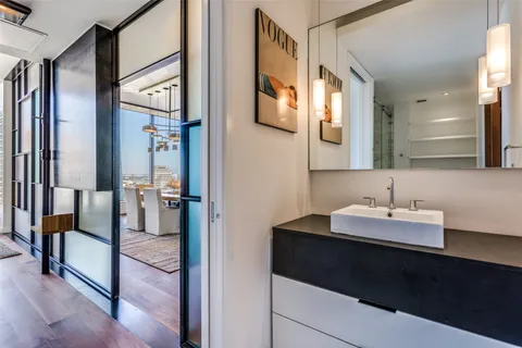 $24,000 | 210 Lavaca Street, Unit 3305, Austin, TX 78701