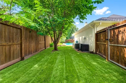 $998,000 | 13607 Starlight Harbour Court, Houston, TX 77077