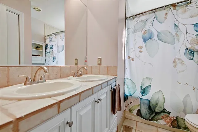 $450,000 | 10107 Monrovia, Lenexa, KS 66215