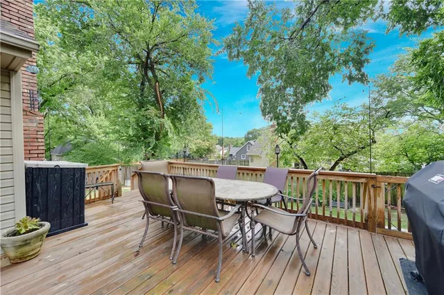 $450,000 | 10107 Monrovia, Lenexa, KS 66215