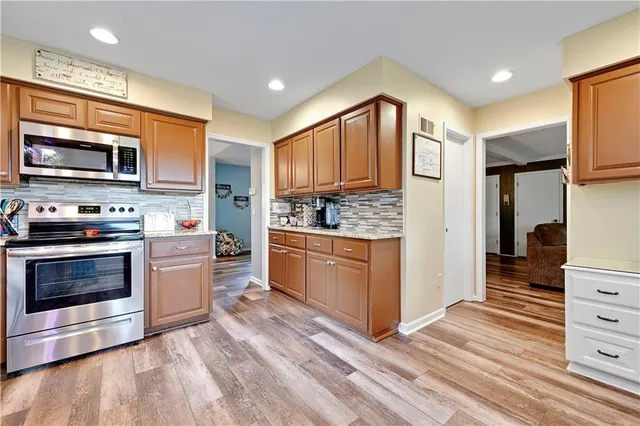 $450,000 | 10107 Monrovia, Lenexa, KS 66215