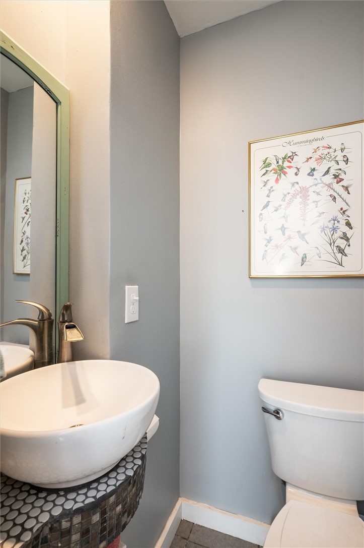 297 Spencer Road Irondequoit, NY 14609 - Photo 22 of 45