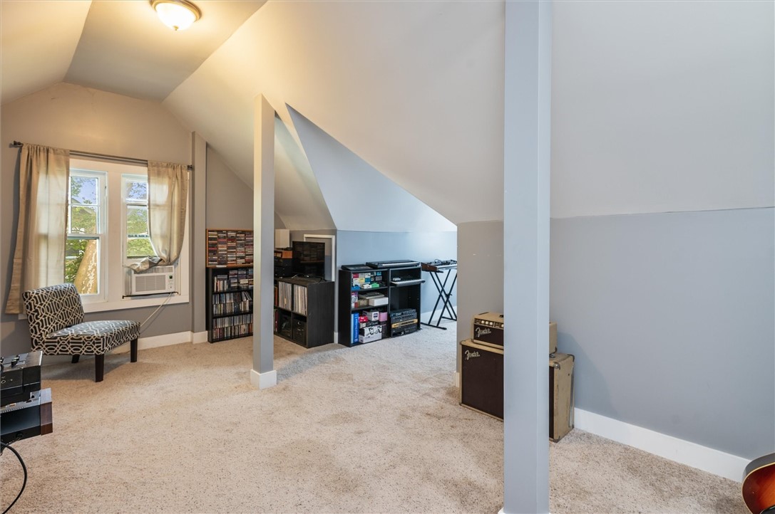 297 Spencer Road Irondequoit, NY 14609 - Photo 29 of 45