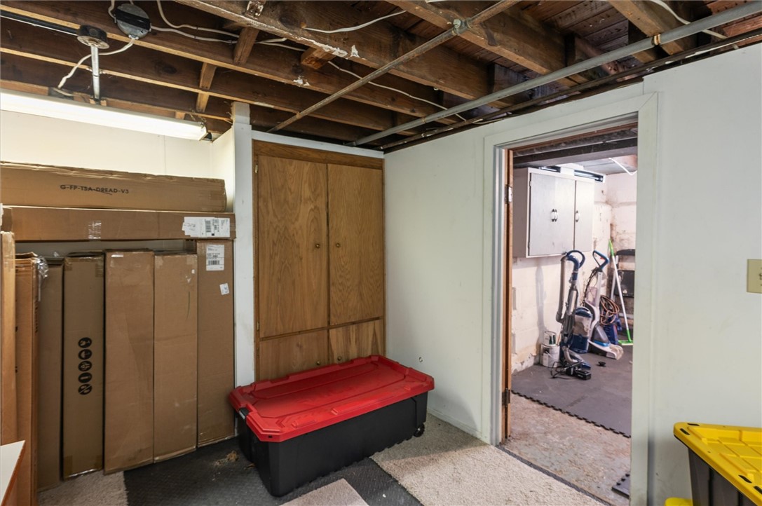 297 Spencer Road Irondequoit, NY 14609 - Photo 41 of 45