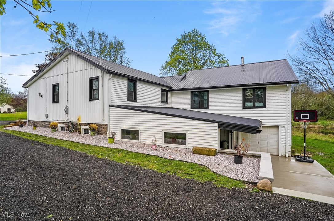 3241 Grill Road Clinton, OH 44216 - Photo 5 of 47