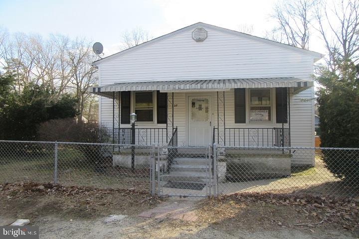 37 Pine Road Gibbsboro, NJ 08026 - Photo 2 of 27