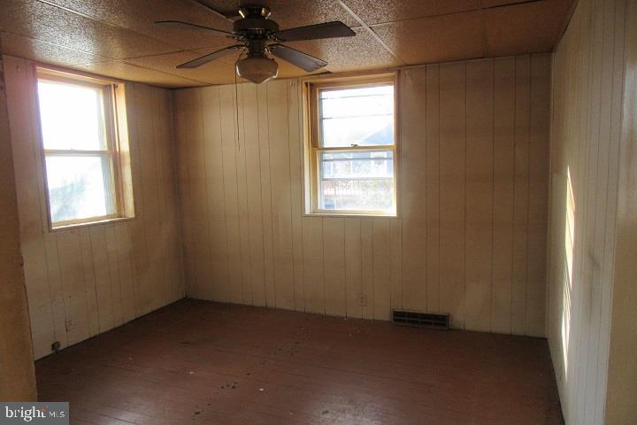 37 Pine Road Gibbsboro, NJ 08026 - Photo 9 of 27