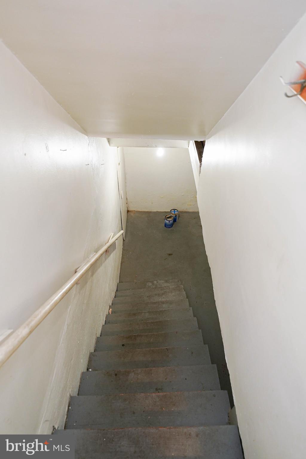 234 North Boulevard, Unit A Salisbury, MD 21801 - Photo 19 of 38 a view of a hallway with wooden floor