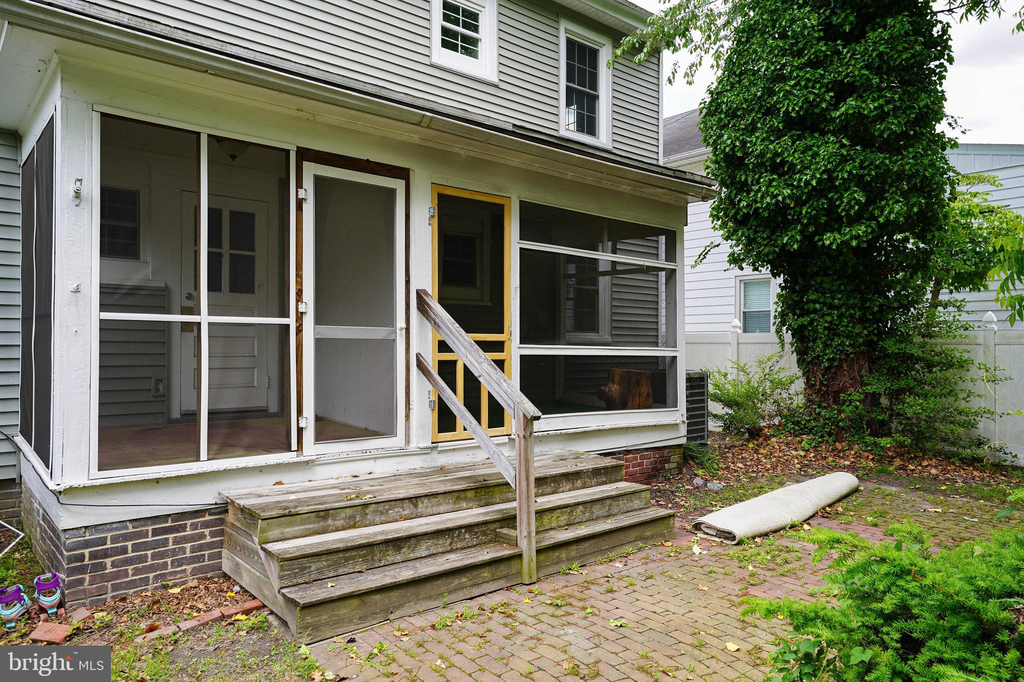 234 North Boulevard, Unit A Salisbury, MD 21801 - Photo 5 of 38 a view of wooden deck