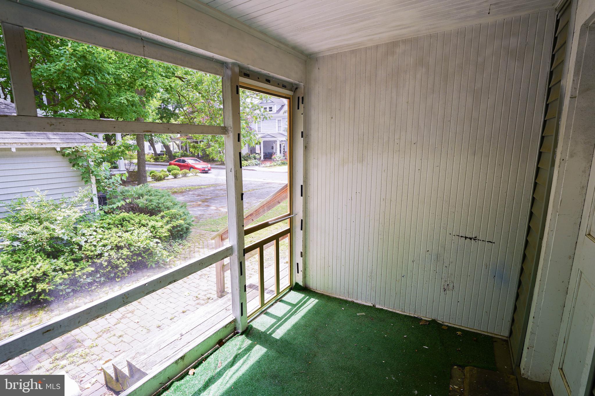 234 North Boulevard, Unit A Salisbury, MD 21801 - Photo 8 of 38 a view of yard from a balcony