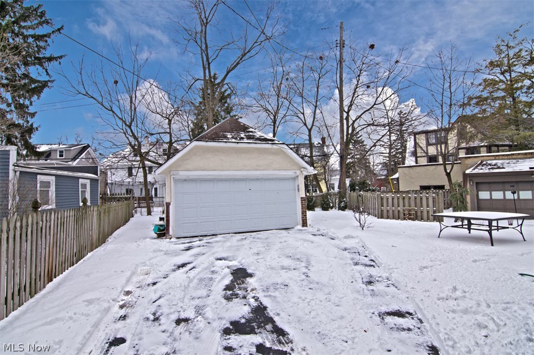 2874 Huntington Road Cleveland, OH 44120 - Photo 34 of 35
