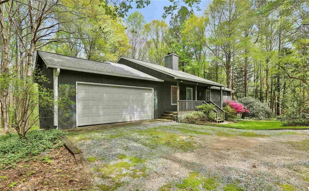 385 Vaughn Road Newnan, GA 30265 - Photo 3 of 70