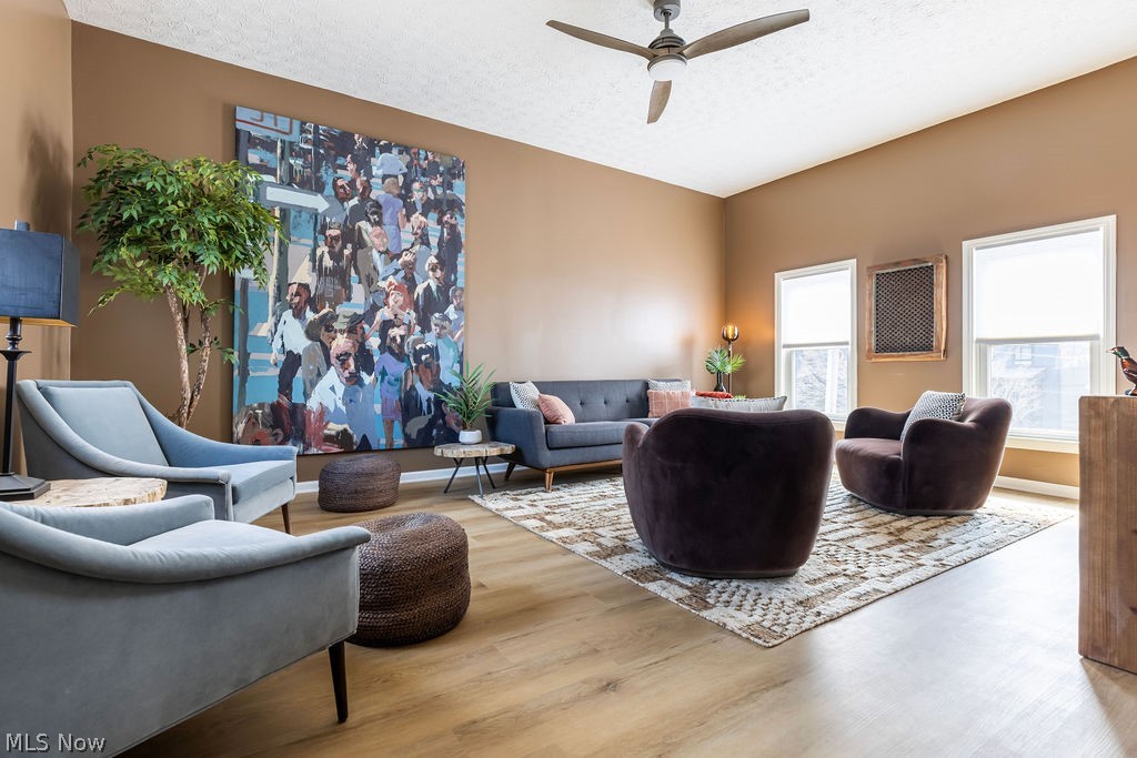 4210 Clinton Avenue Cleveland, OH 44113 - Photo 2 of 35