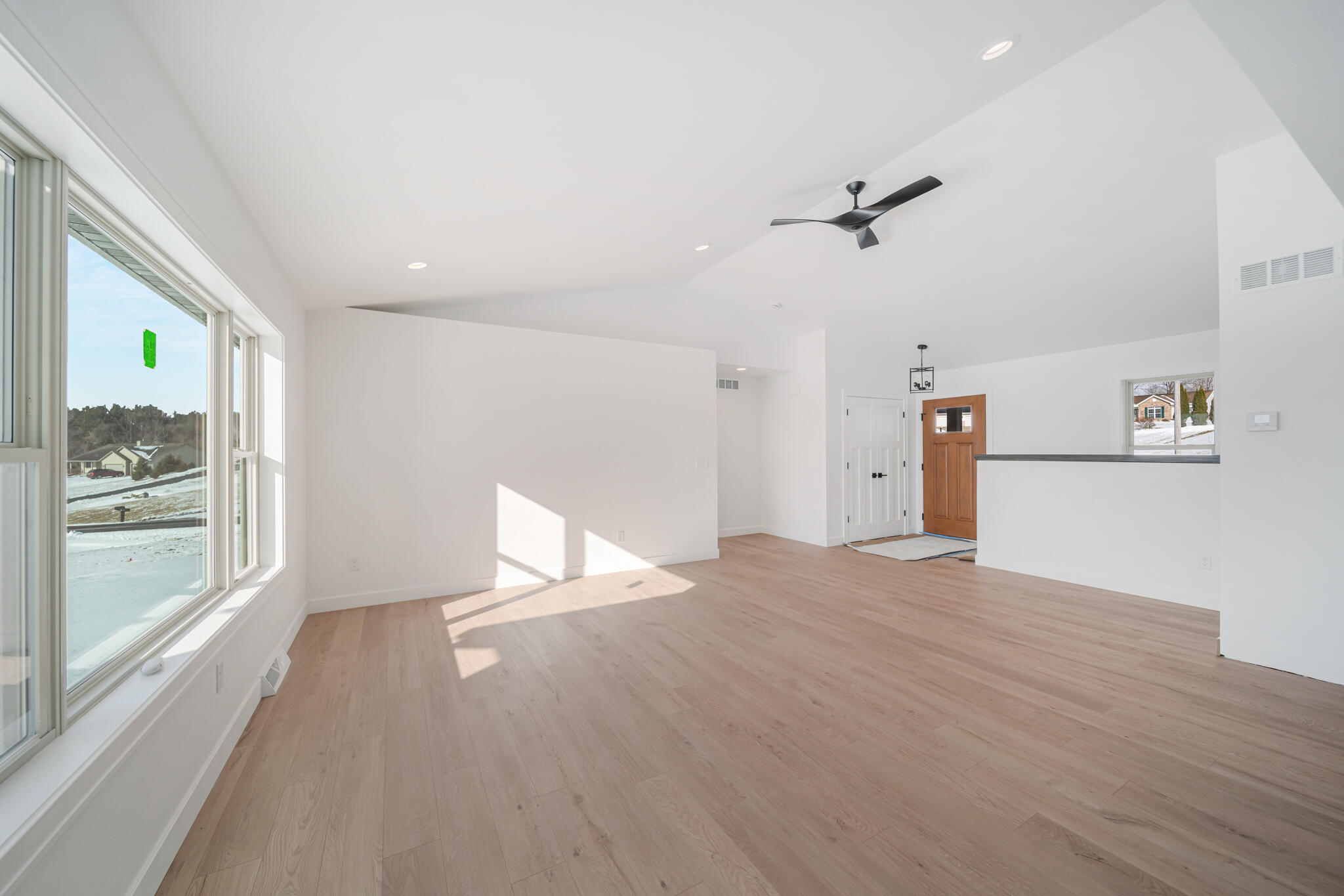 627 Bobolink Lane Cascade, WI 53011 - Photo 9 of 39 Living Room