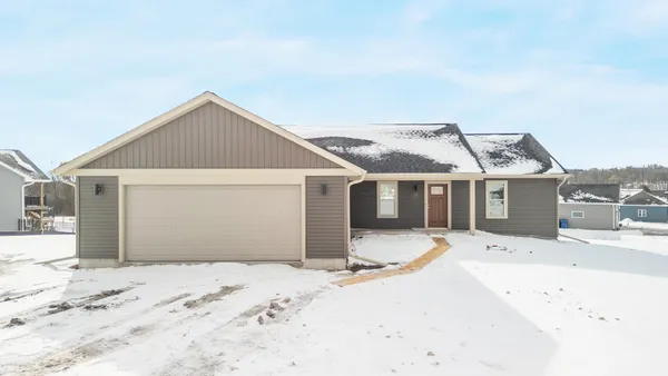 $574,900 | 627 Bobolink Lane, Cascade, WI 53011