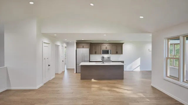 $590,000 | 627 Bobolink Lane, Cascade, WI 53011