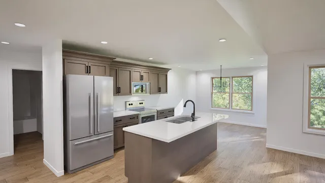 $590,000 | 627 Bobolink Lane, Cascade, WI 53011