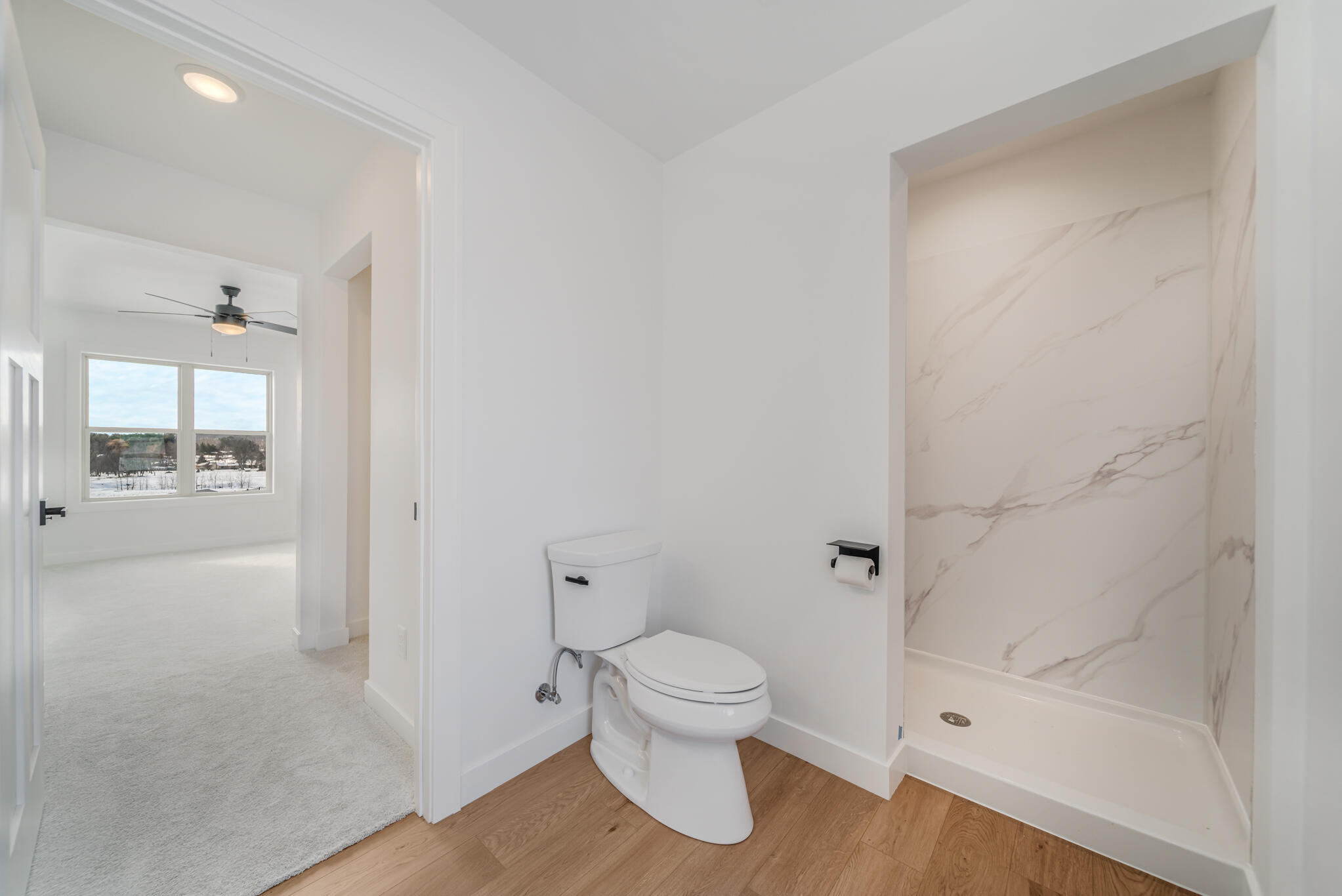 627 Bobolink Lane Cascade, WI 53011 - Photo 16 of 39 Primary Bath Walk-in Shower