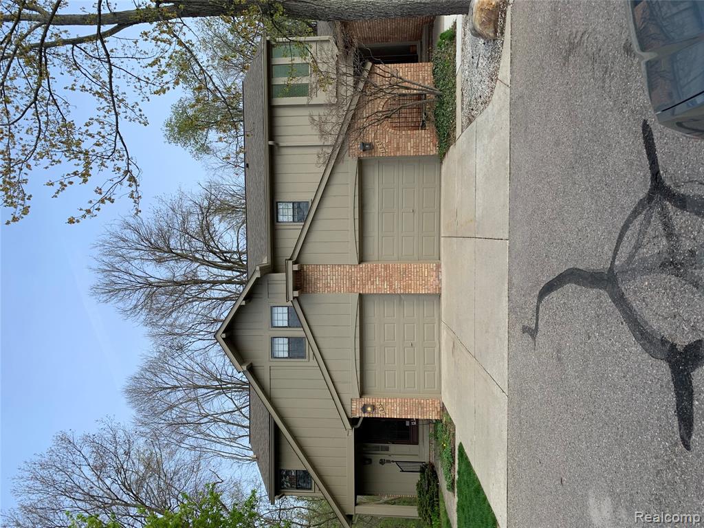 1830 Streamedge Court, Unit 27 & 28 Rochester Hills, MI 48309 - Photo 1 of 8