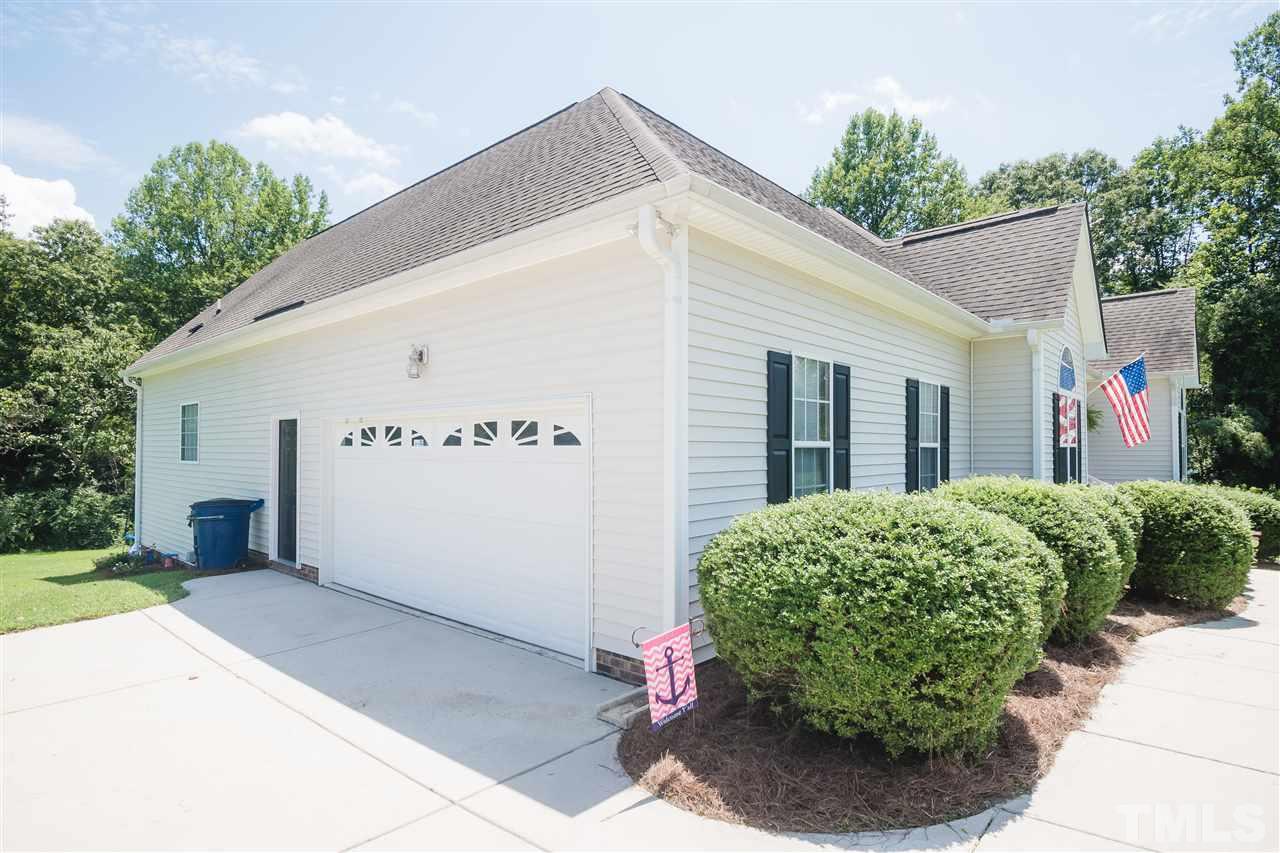 323 Saddle Ridge Drive Willow Spring, NC 27592 - Photo 3 of 27 Gallery Image 3