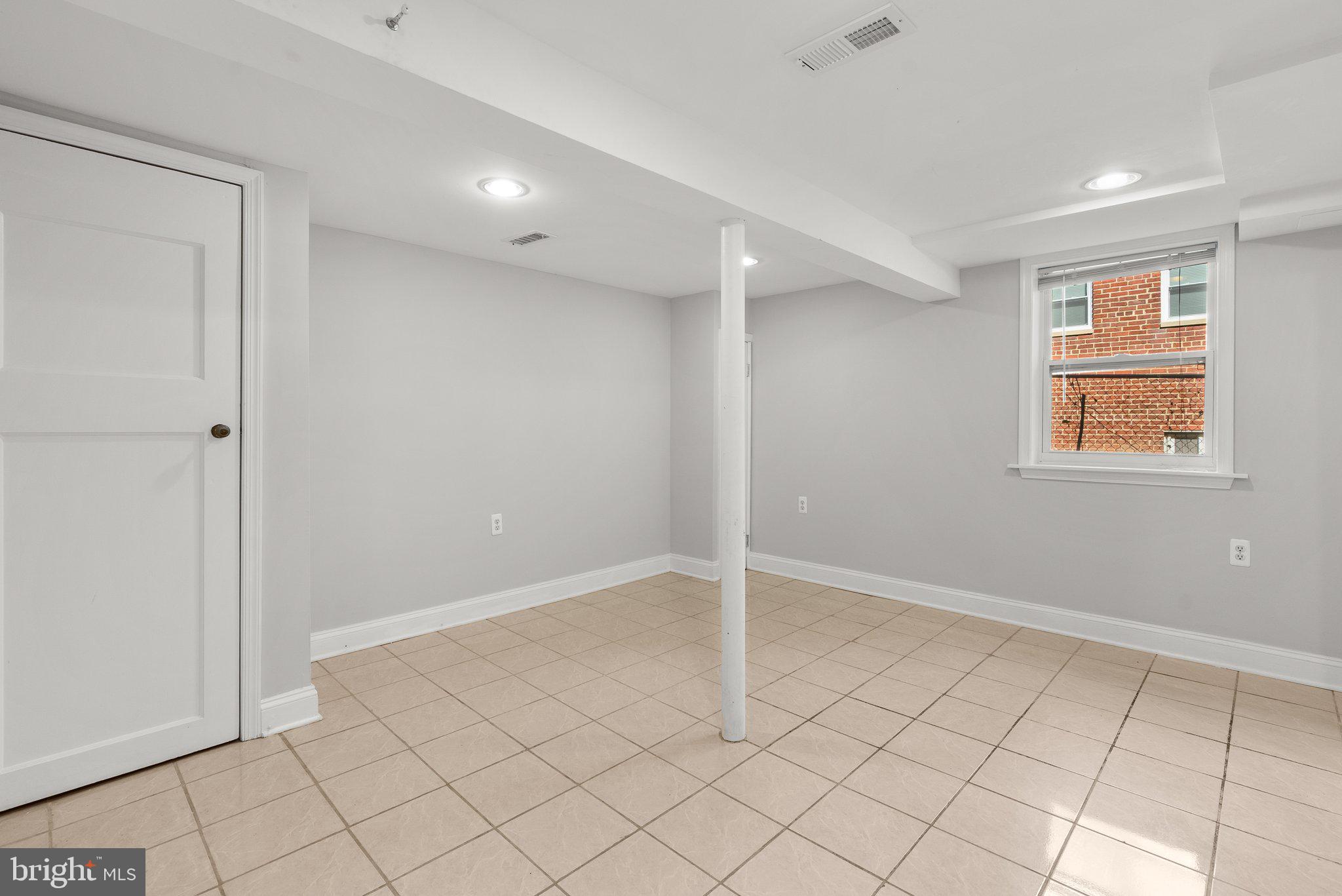 2206 Darrow Street Silver Spring, MD 20902 - Photo 26 of 31 a view of an empty room and window
