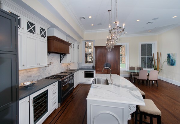 343 Marlborough St