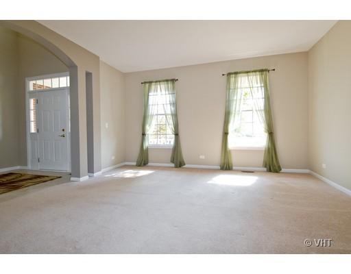 3187 Hillcrest Road Geneva, IL 60134 - Photo 2 of 11
