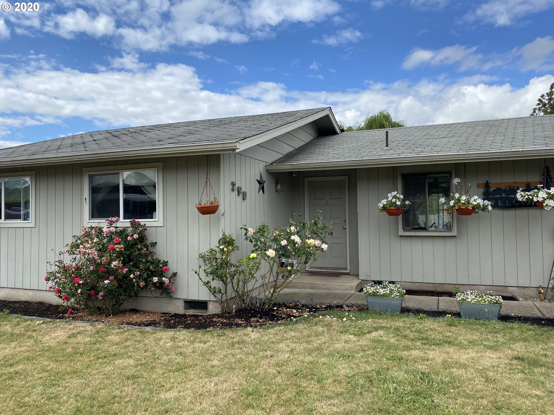 290 35th Street Springfield, OR 97478 - Photo 1 of 31
