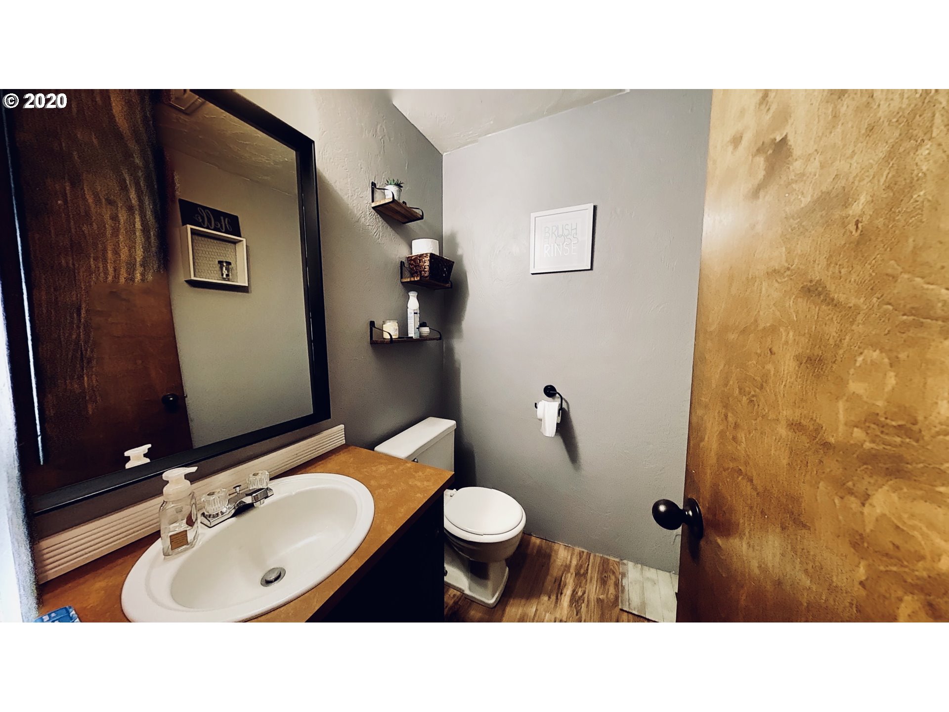 290 35th Street Springfield, OR 97478 - Photo 7 of 31