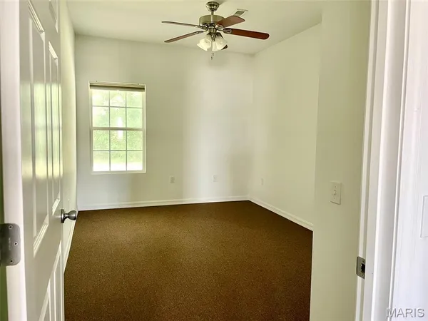 $899,000 | 700 West Ferdon Street, Litchfield, IL 62056