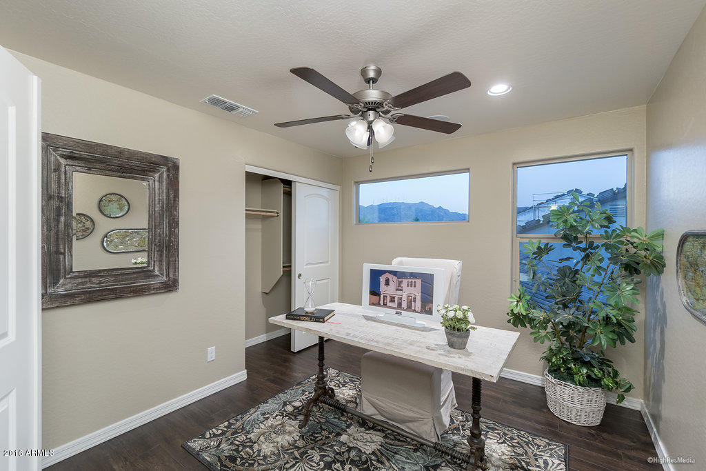 810 West Ardmore Road Phoenix, AZ 85041 - Photo 4 of 21 HRM9156