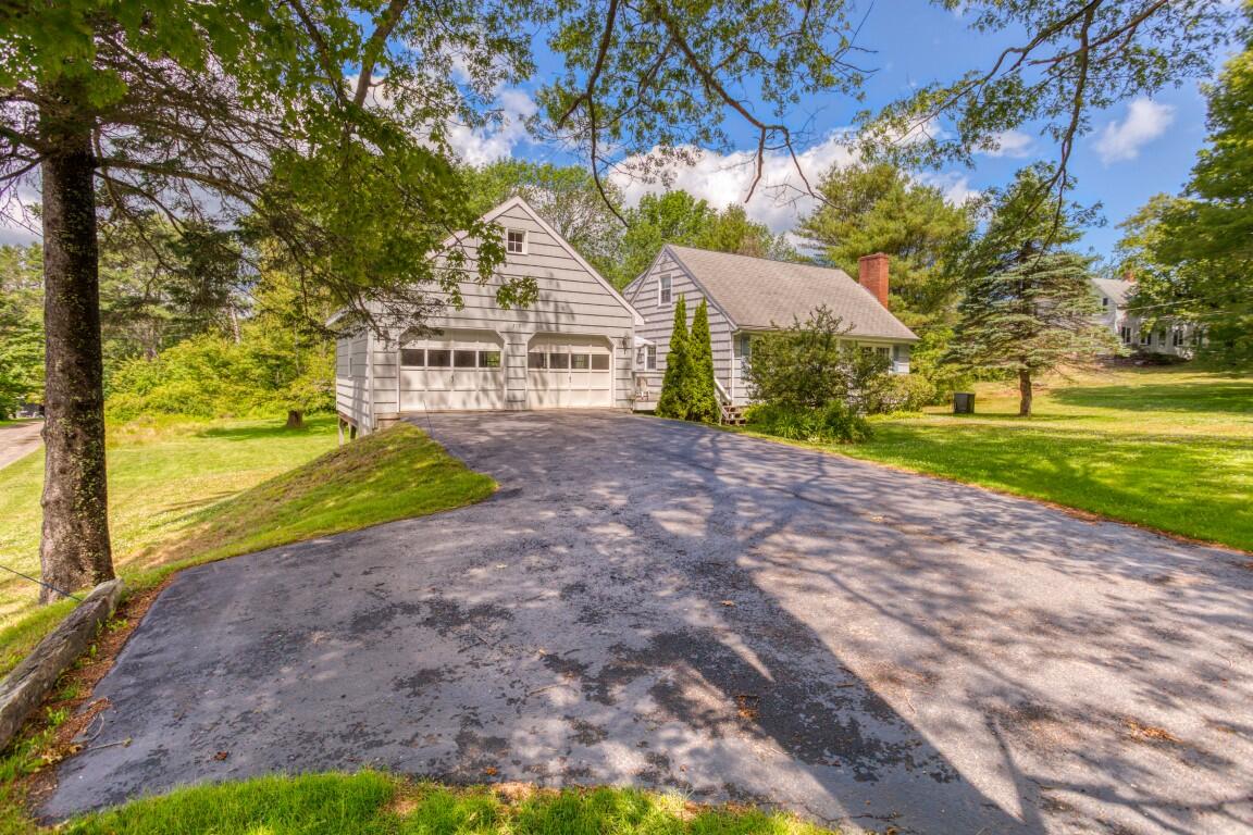 219 Beath Road Boothbay, ME 04537 - Photo 2 of 27 2