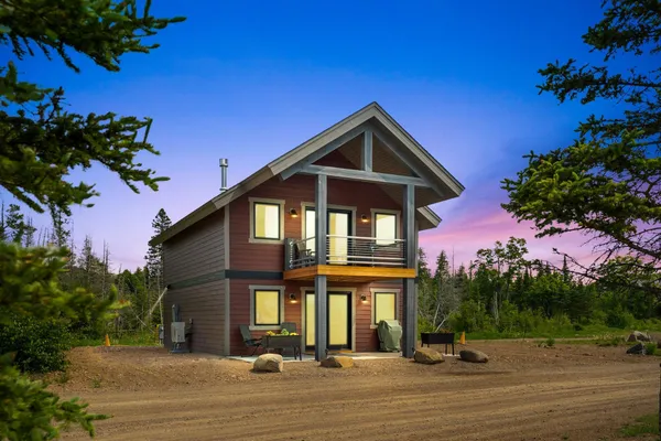 $549,500 | 6785 Village Drive, Finland, MN 55603