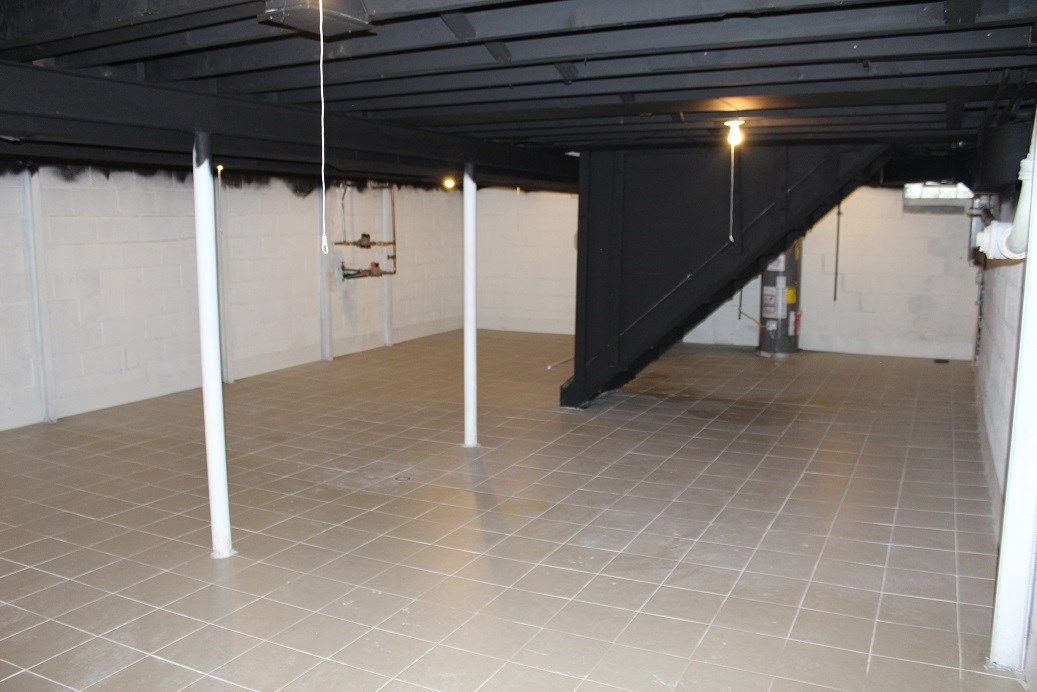 36773 Kelly Road Clinton Township, MI 48035 - Photo 41 of 56 31335611-40.JPG