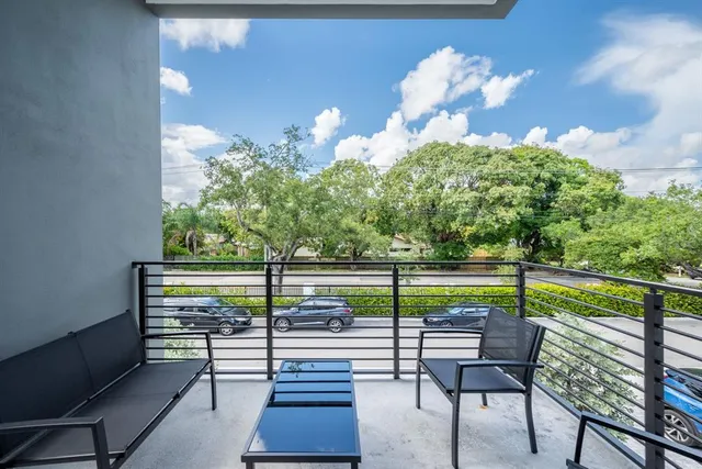 $6,500 | 6864 Southwest 80th Street, Miami, FL 33143