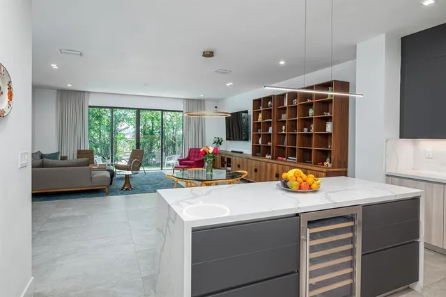 $6,500 | 6864 Southwest 80th Street, Miami, FL 33143