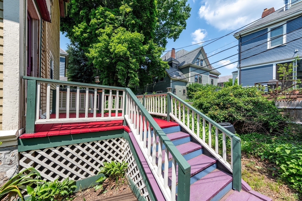31 Kent Square, Unit 1 Brookline, MA 02446 - Photo 16 of 19