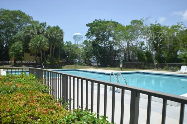 $219,900 | 733 Southeast 1st Way, Unit 206, Deerfield Beach, FL 33441
