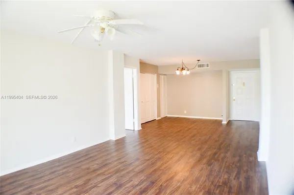 $219,900 | 733 Southeast 1st Way, Unit 206, Deerfield Beach, FL 33441