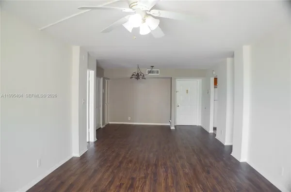 $219,900 | 733 Southeast 1st Way, Unit 206, Deerfield Beach, FL 33441