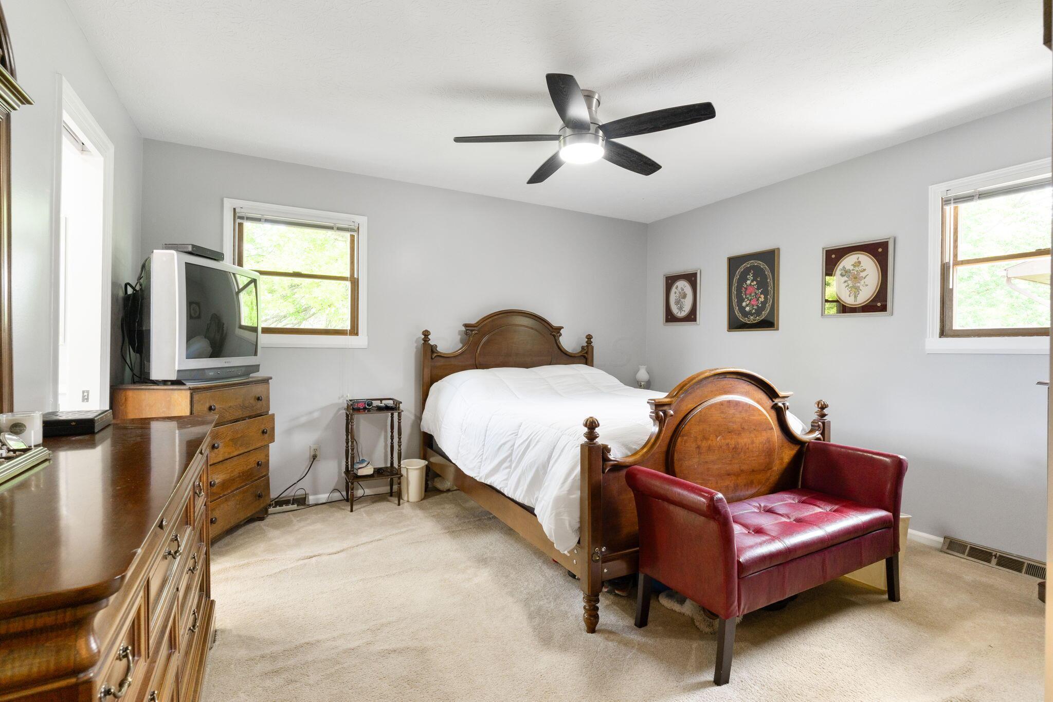 5478 Larkwood Road Columbus, OH 43229 - Photo 27 of 50 5478 Larkwood Rd (Interior)-37
