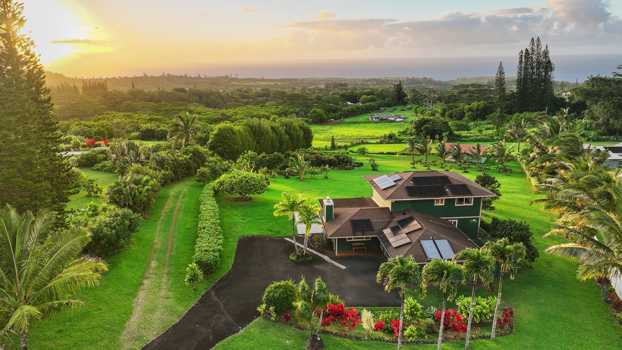 820 West Kuiaha Road, Unit A Haiku, HI 96708 - Photo 1 of 38