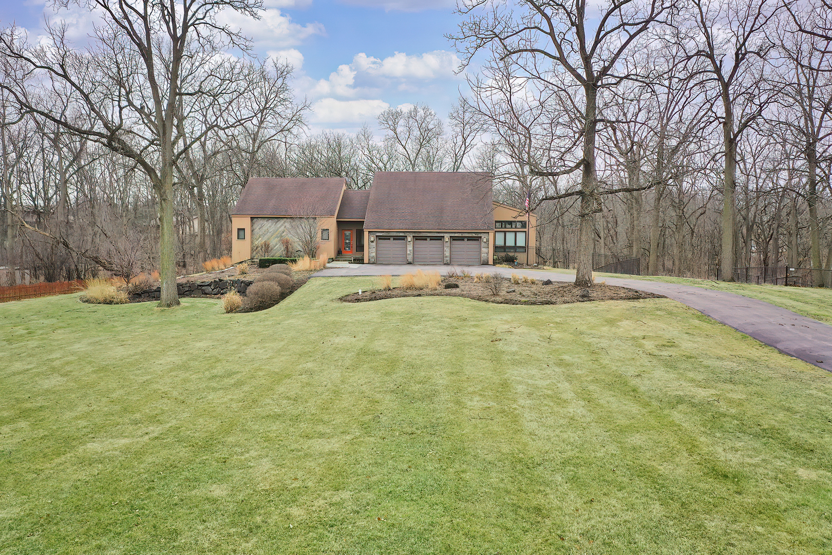 4901 Hill Road Richmond, IL 60071 - Photo 35 of 42 Gallery Image 35