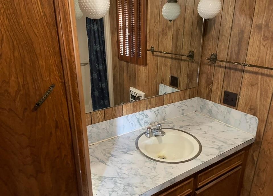 1202 Tyler Thornton, TX 76687 - Photo 11 of 22