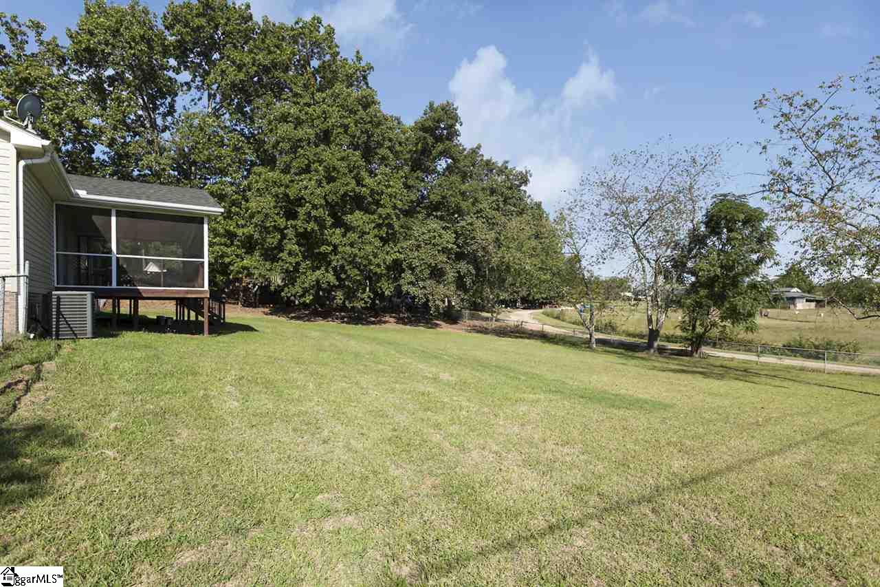 149 Flat Rock Church Road Liberty, SC 29657 - Photo 4 of 24